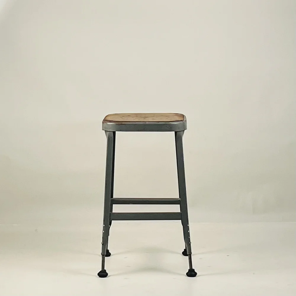 アメリカ製 LYON社 STOOL 【 LYON®︎ AURORA,ILL. 】 Lyon Industrial Stool